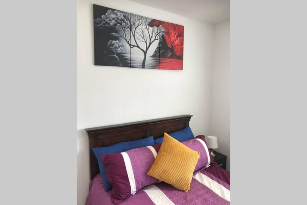 Bright, Stylish Studio Flat With Sky Sports Earley Exterior foto